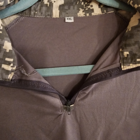 XXL digital camo army shirt - Picture 3 of 3